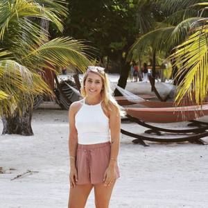 Meet your Posher, Emma